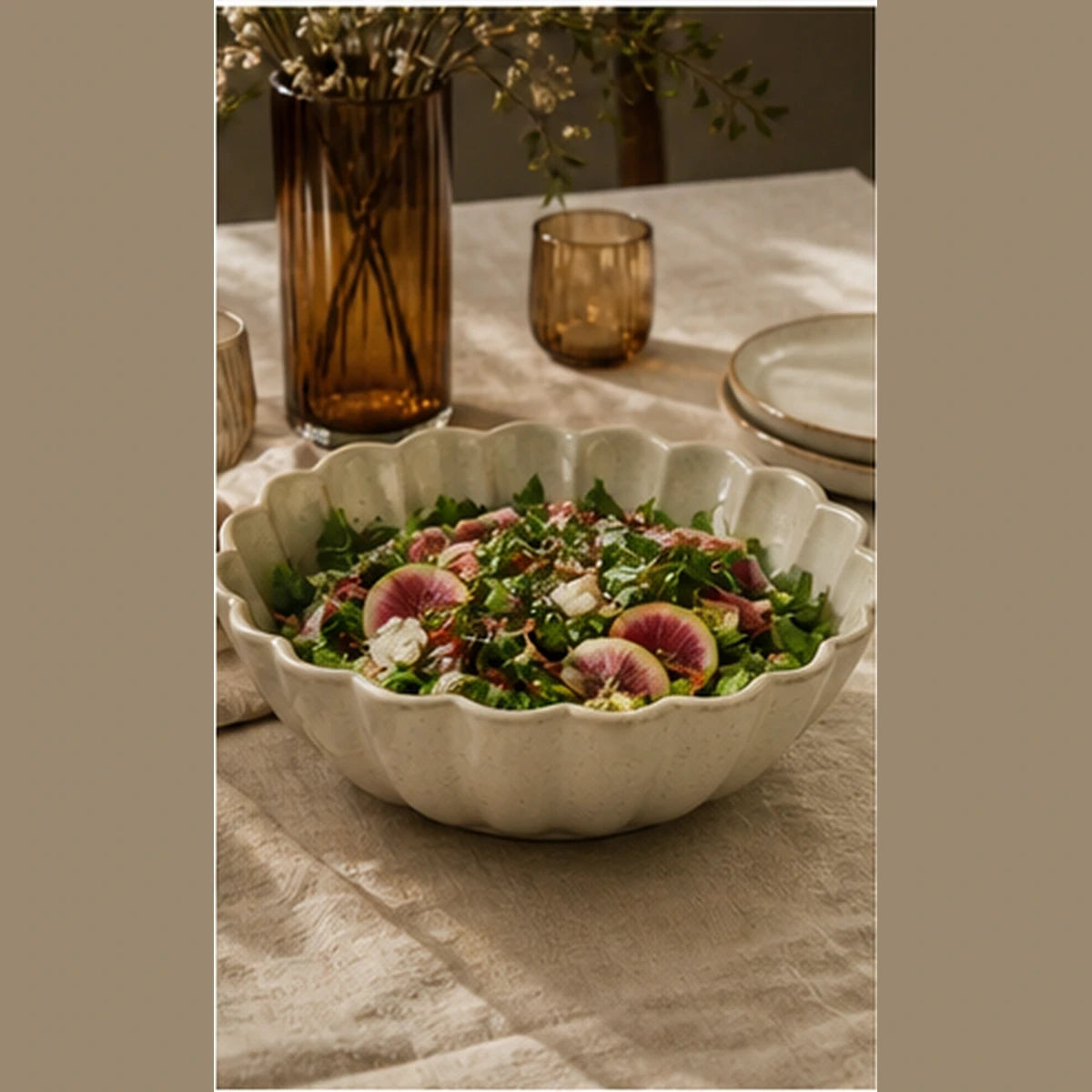 Noriqiel Cora Scalloped Serving Bowl