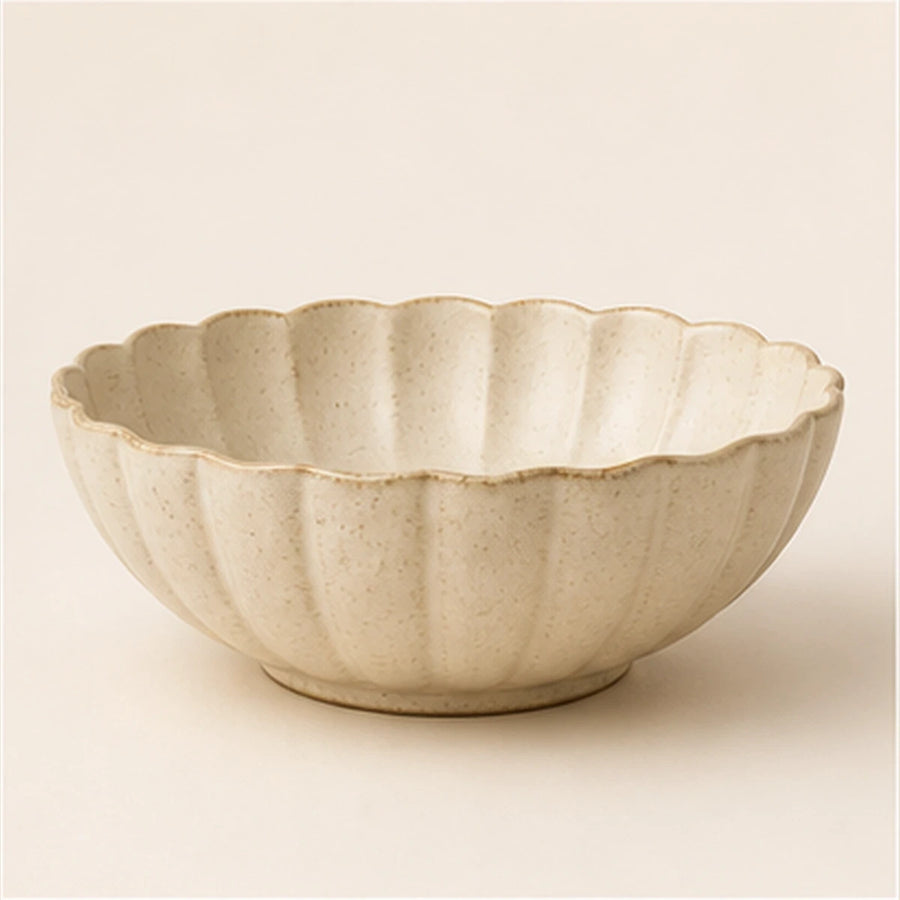 Noriqiel Cora Scalloped Serving Bowl